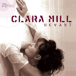 Clara Mill - Devant
